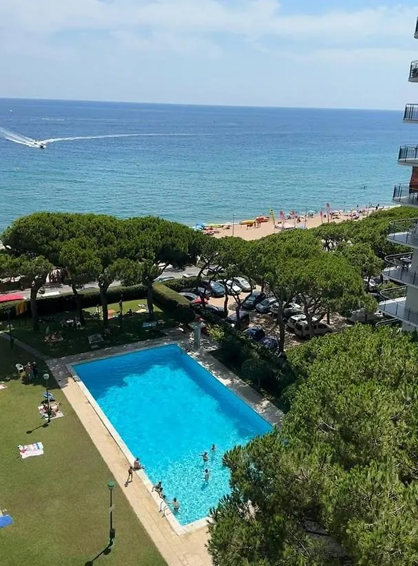 Bright Apartment With Two Balconies And A Seaside Pool Blanes